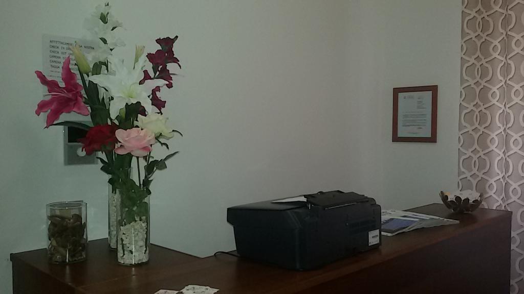 Da Marcello Hotel Genoa Bagian luar foto